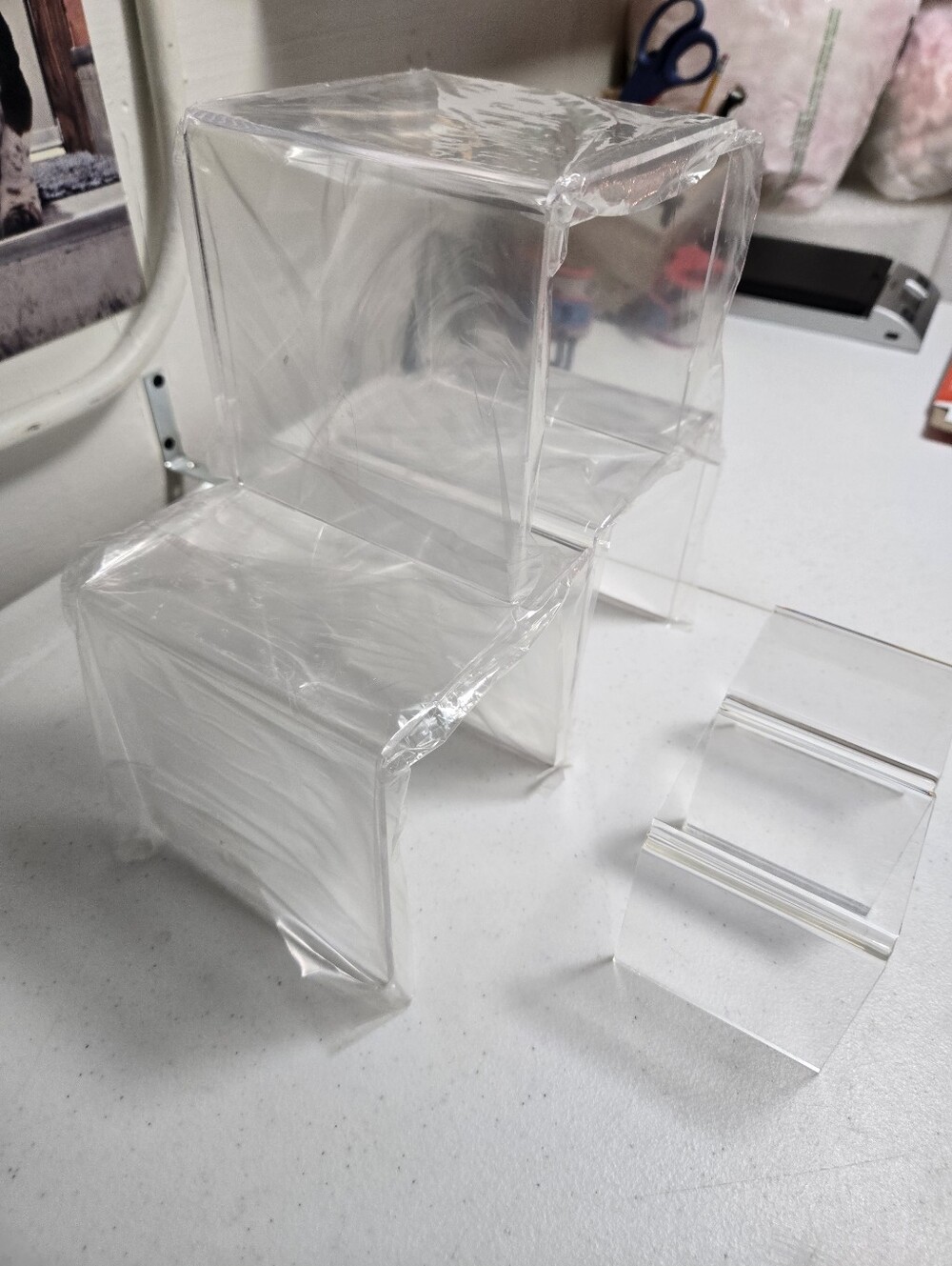 NEW 5 Pcs Acrylic Risers for Display. 2 3x3x3 And 3 5x5x5 New. - Picture 2 of 11